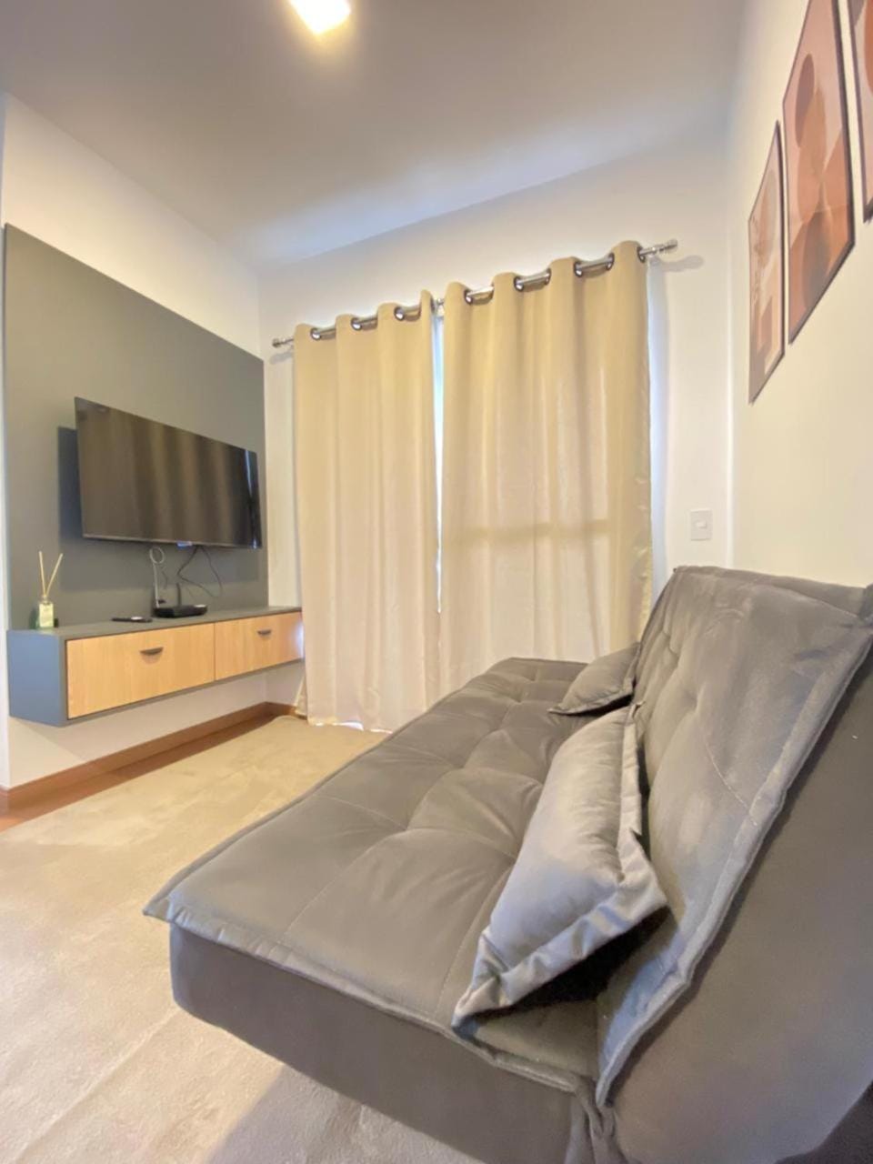 Communal lounge/ TV room