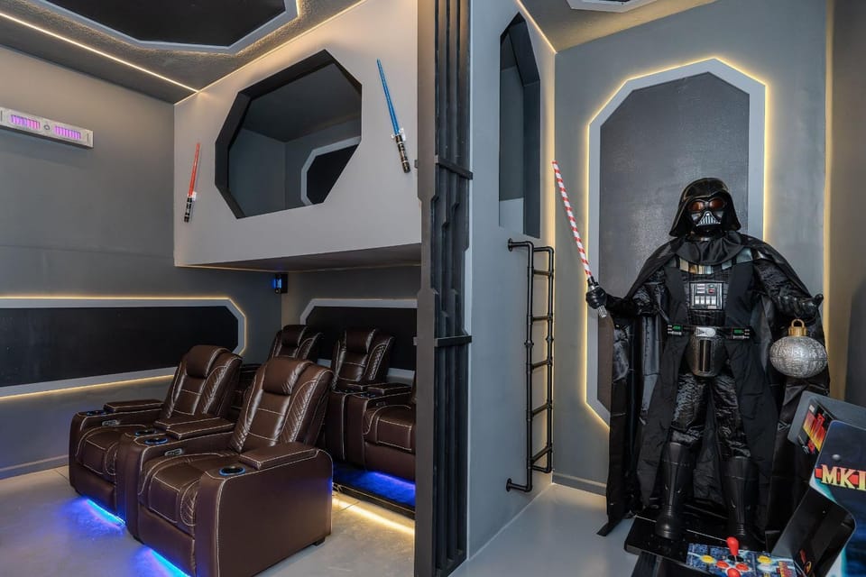 Communal lounge/ TV room, Game Room