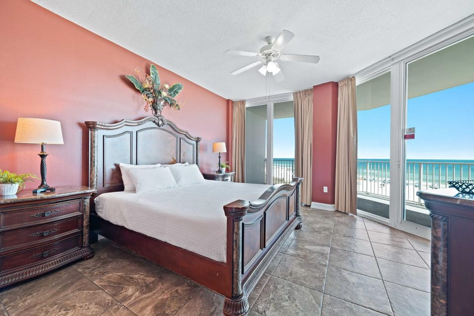 Lighthouse Unit 318 House in Gulf Shores