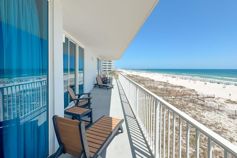 Lighthouse Unit 318 House in Gulf Shores