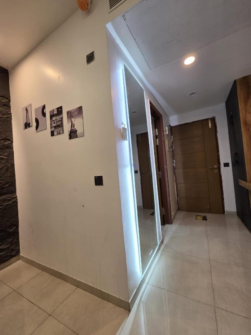 Omex hazratganj arjunganj Apartment in Lucknow