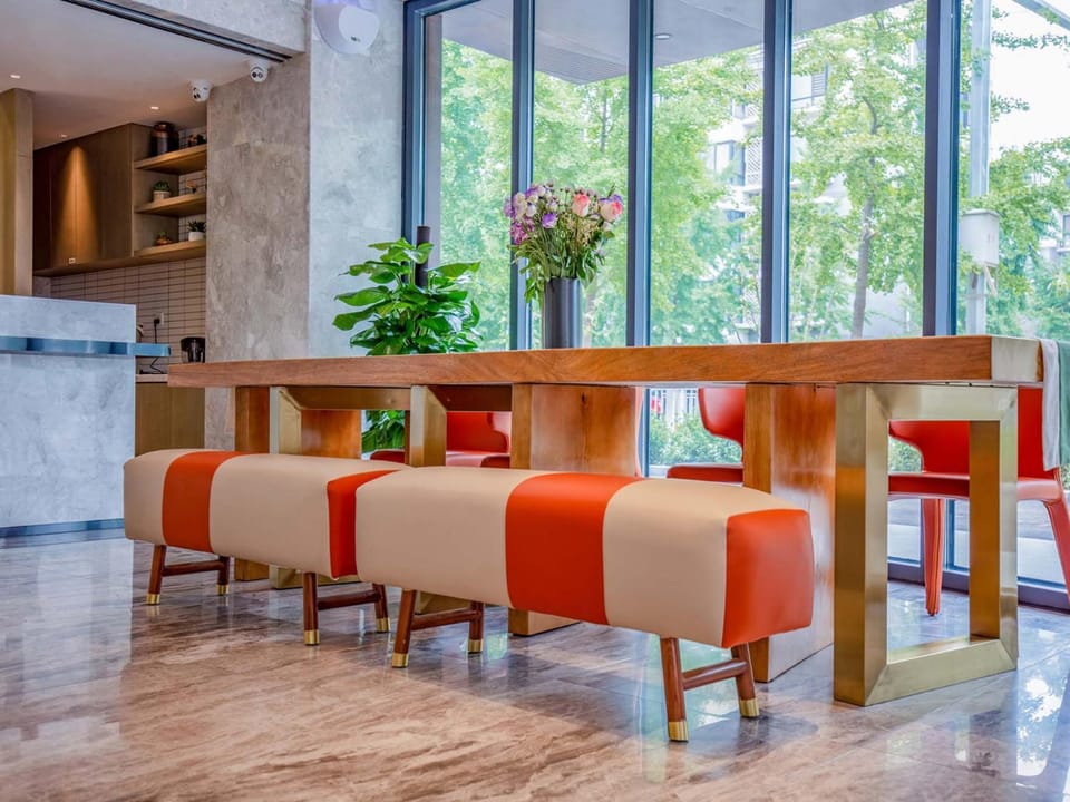 Seating area