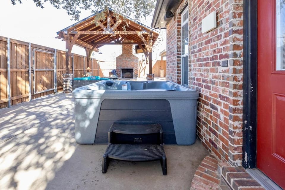 Hot Tub