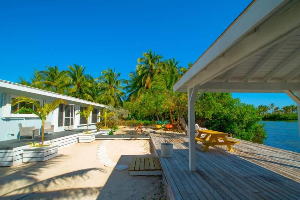 Charming 2 Bdr Canal-Front Escape in Rum Point House in Rum Point, Cayman Islands