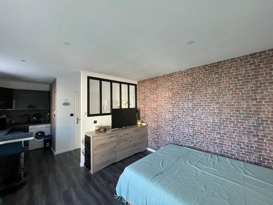 Studio Rénové au Port avec Terrasse et WiFi Apartment in Capbreton