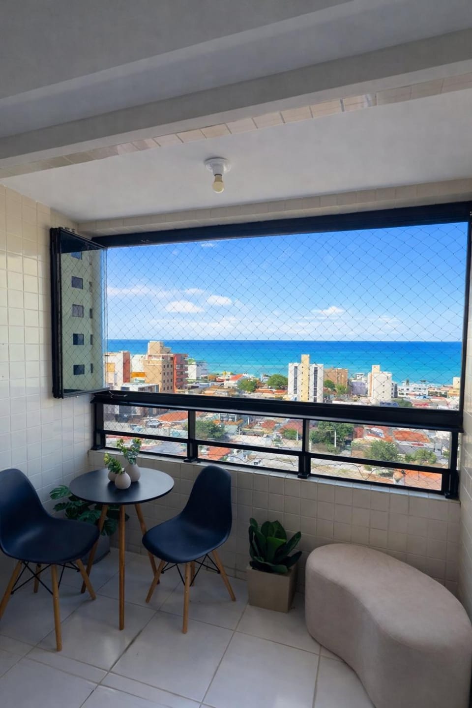 Bl702-Apê lindo p/ 6 pessoas,c/ vista mar, Manaíra Apartment in João Pessoa