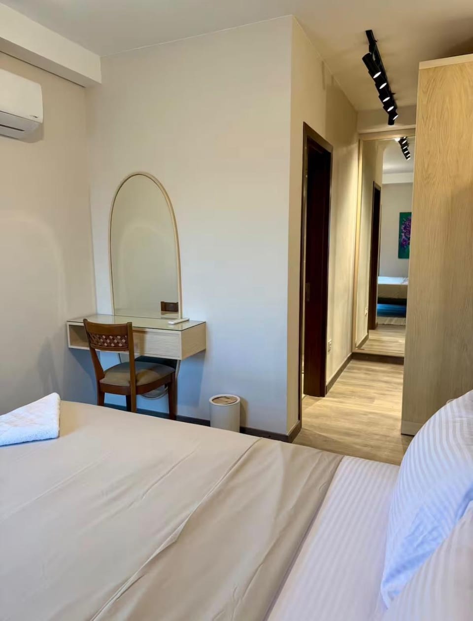 Bed, Bedroom, wardrobe, air conditioner