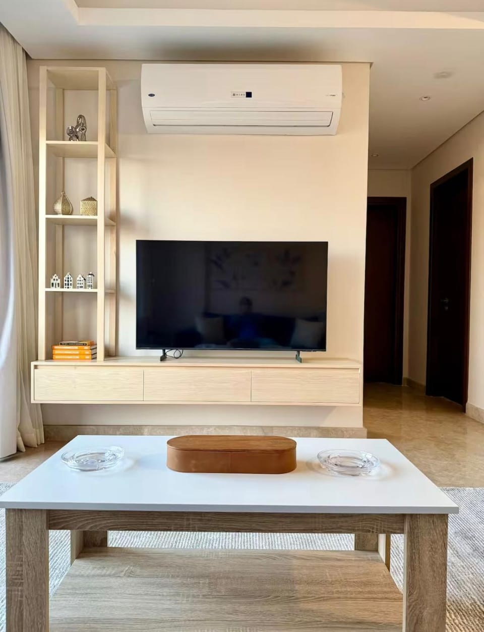 TV and multimedia, Evening entertainment, air conditioner