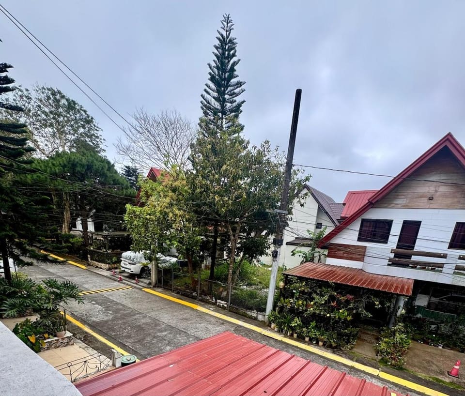 Panchos Crib Tagaytay - Homestay House in Tagaytay