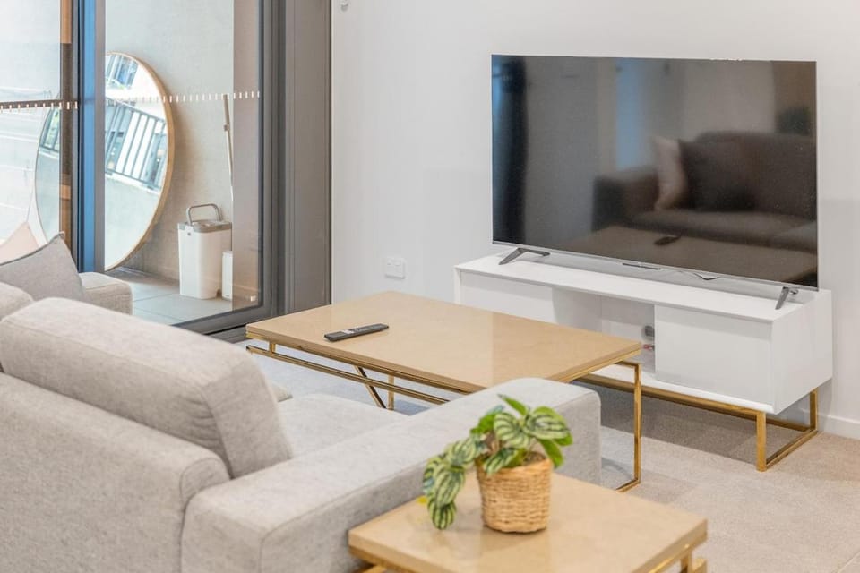 Chic Modern 1-Bedroom Apartment, Gym, Parking Apartment in Canberra