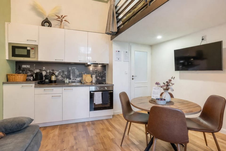 3BR Apartment - Self Check-in - Prague 1 - Sleeps 8 Apartment in Prague