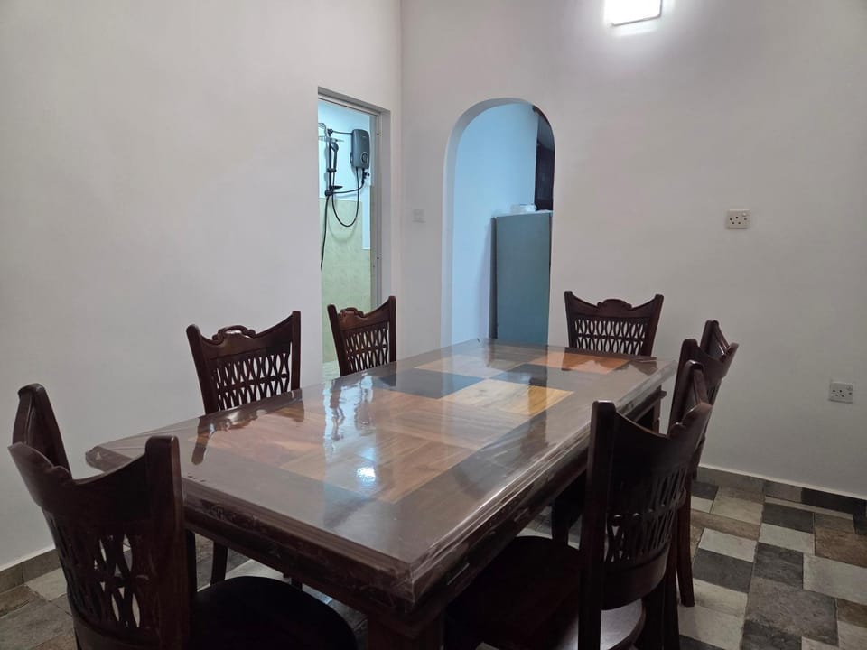 Dhammika Beachside Cottage House in Wadduwa