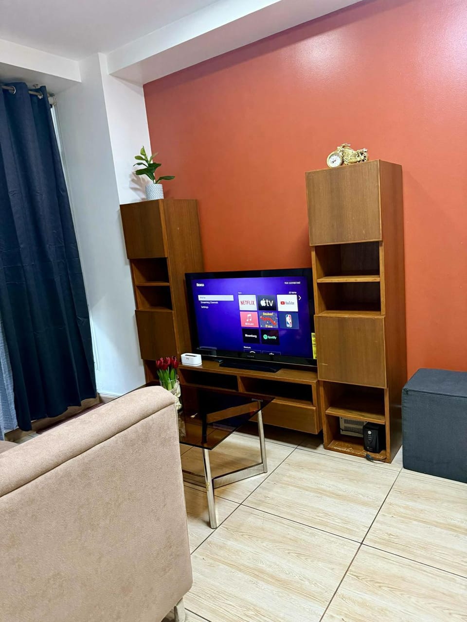 The Gramercy Residences Hostel in Makati