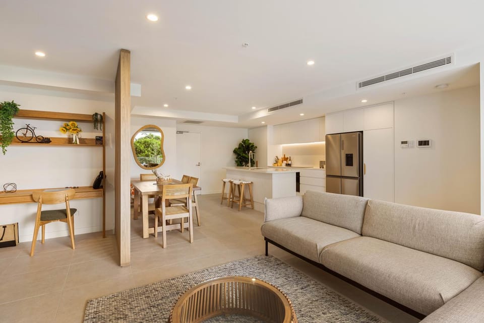 Luxury 2BR Palm Beach Apartment Apartment in Palm Beach