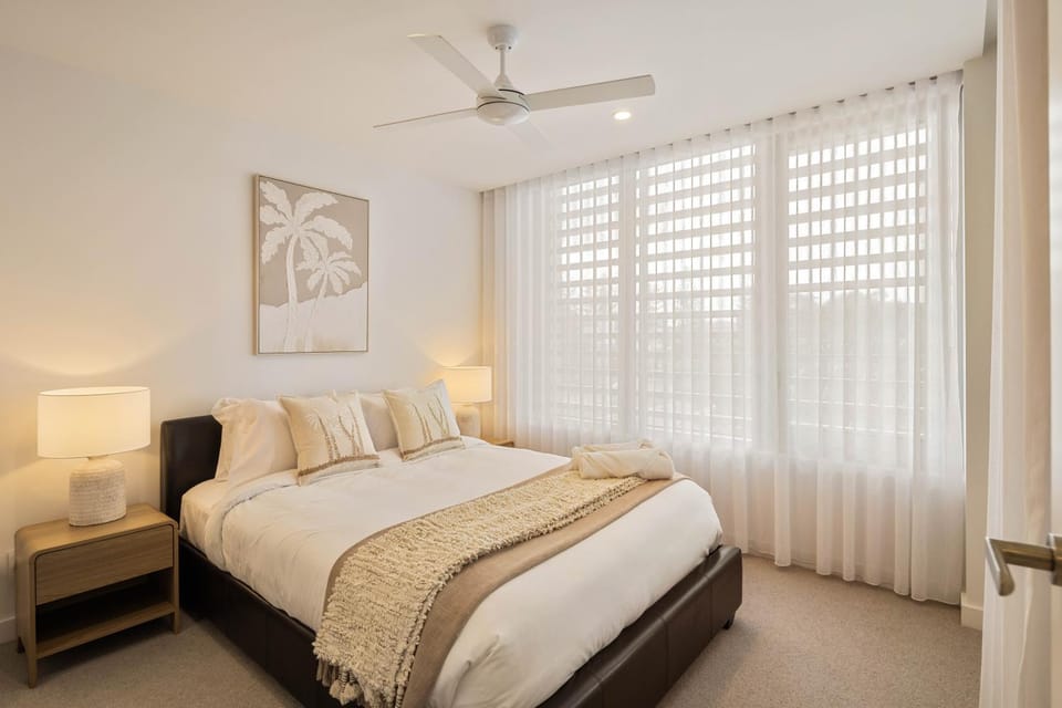 Luxury 2BR Palm Beach Apartment Apartment in Palm Beach