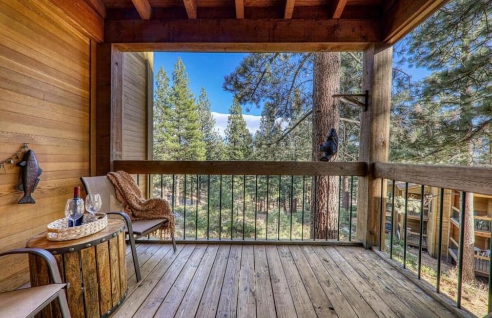 Family cabin on resort at Northstar Cabin in Northstar Drive