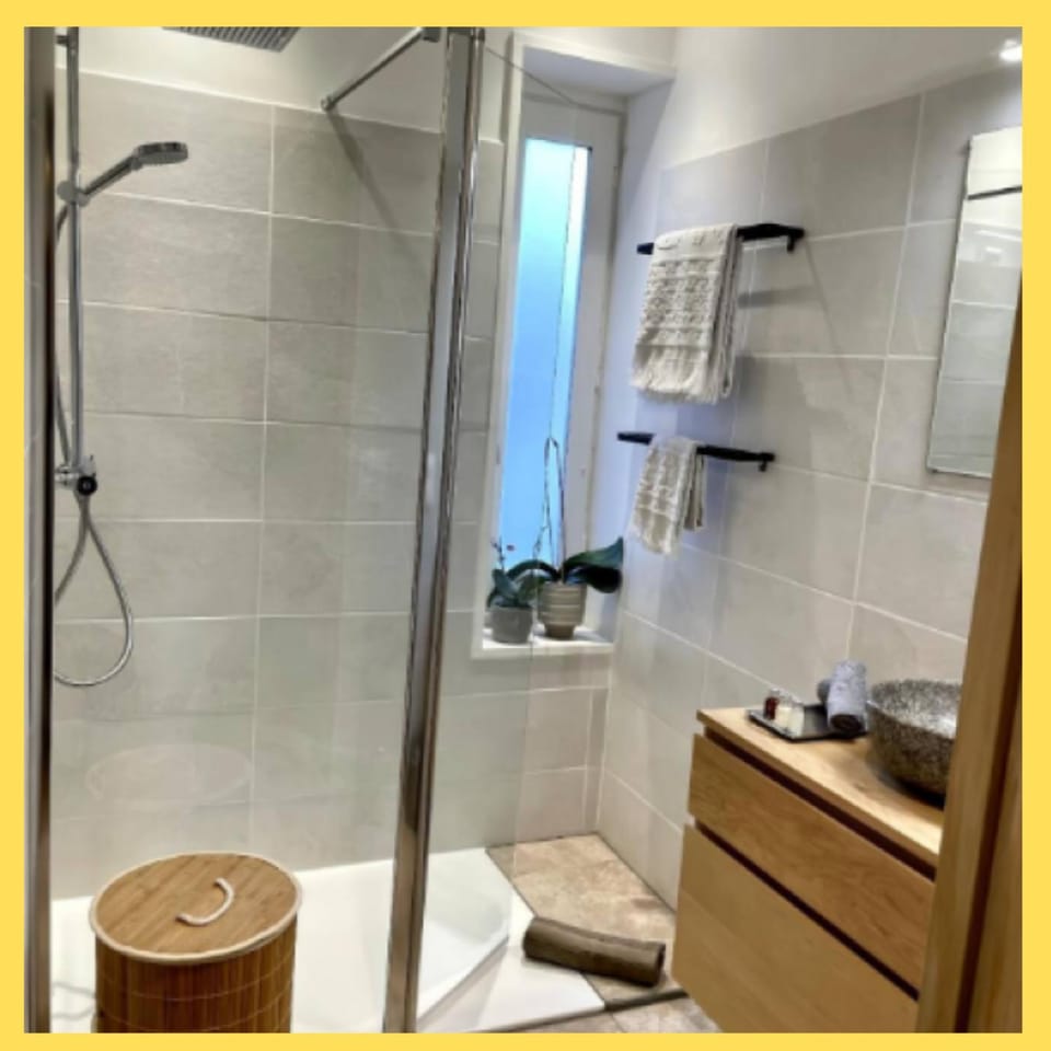 La Parenthèse Léman Apartment in Évian-les-Bains