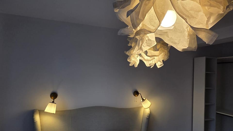 Bed, Decorative detail, Bedroom