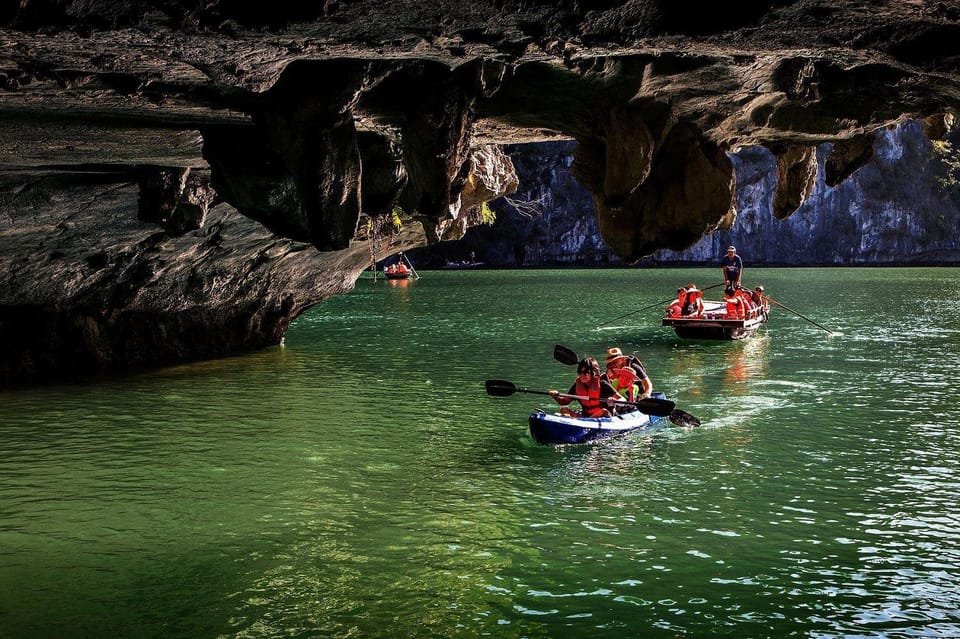 People, Natural landscape, Activities, River view, group of guests