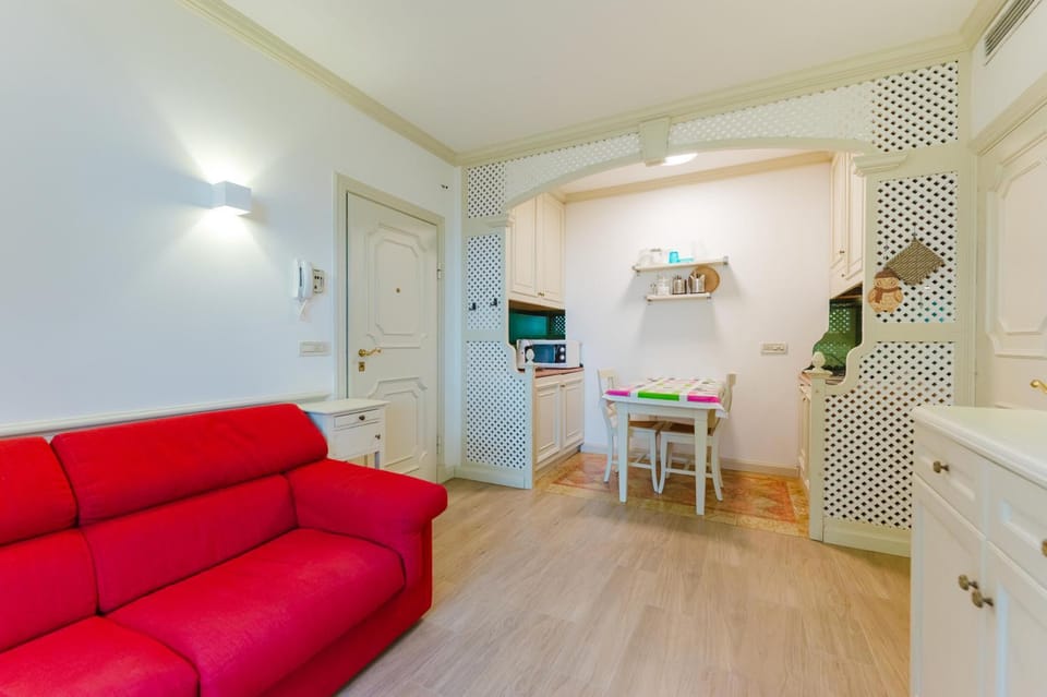 Kitchen or kitchenette, Living room, Seating area, Dining area, Lunch, kitchen