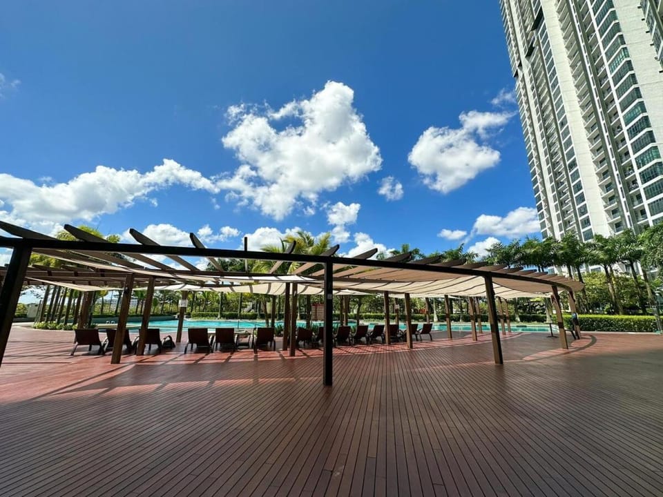 Starry x B39 Green Haven 2 Bedrooms l Highfloor l Netflix Apartment in Johor