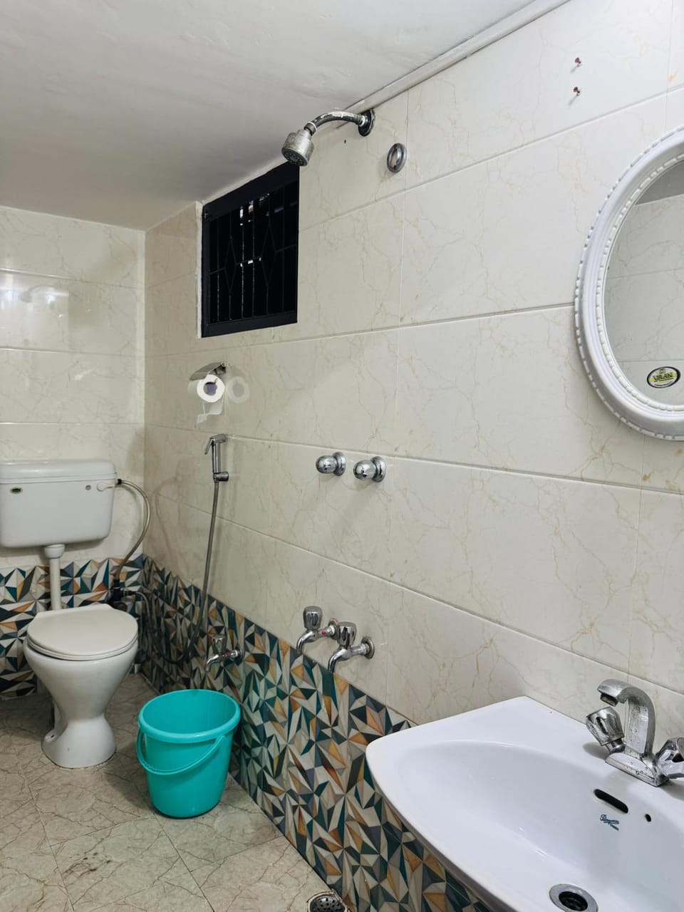 Nibha Homestay Near Guwahati Railway station 2BHK Vacation rental in Bangladesh