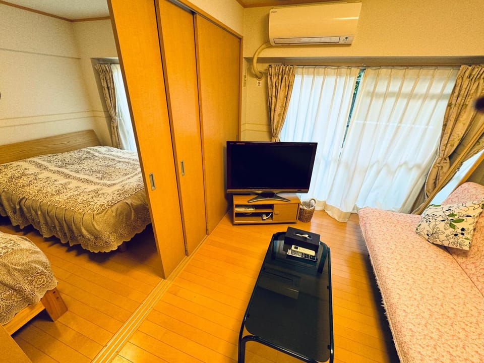HOTEL k&m Bed and Breakfast in Kanagawa Prefecture