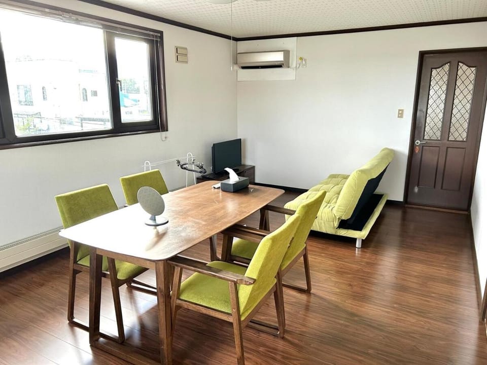 RAKUNTO清水,一棟まるごと貸切,駐車場完備,最大24名宿泊OK,RAKUNTO Shimizu,Entire Private Rental, Free Parking, Accommodates Up to 24 Guests House in Hokkaido Prefecture