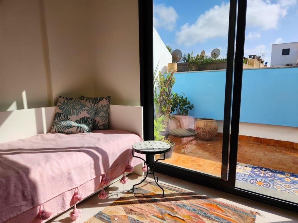 Private and sunny apartment in central Casa Apartment in Casablanca