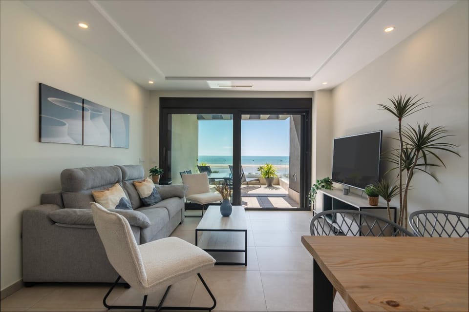 Communal lounge/ TV room, Living room
