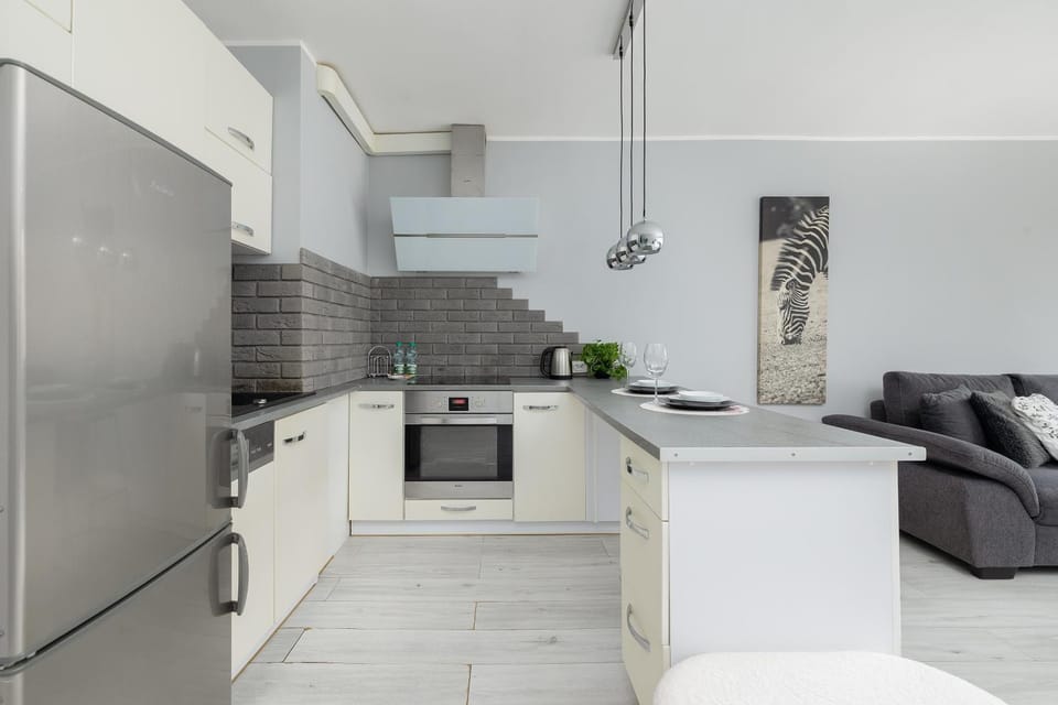 Kitchen or kitchenette, oven, stove