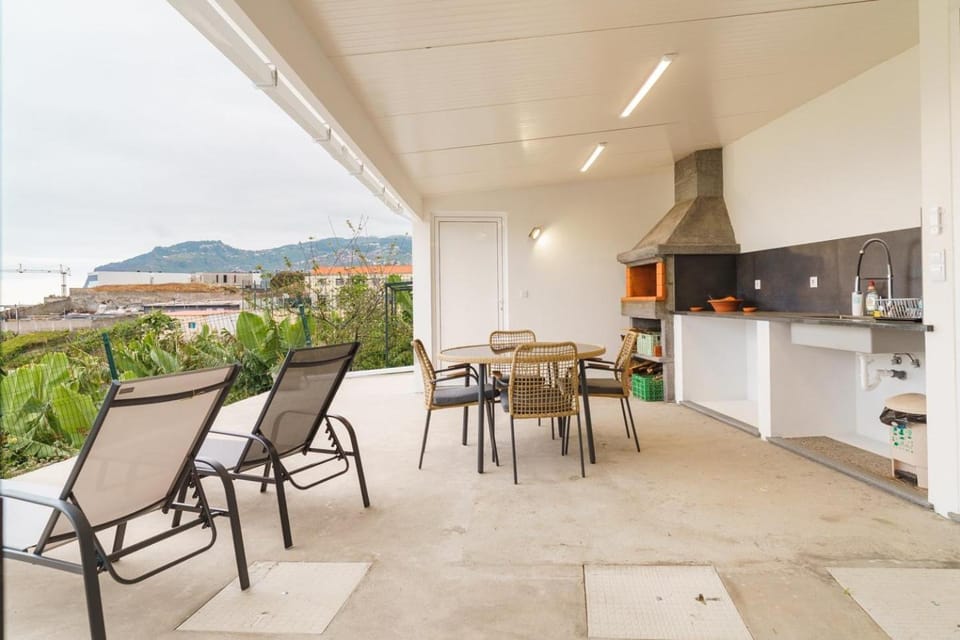GuestReady - Funchal Hideaway with BBQ Bed and Breakfast in Funchal
