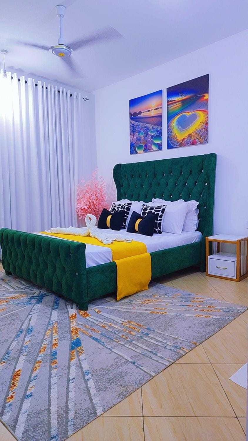 The Pearl Bnb Mombasa Bamburi with lift access Apartment in Mombasa