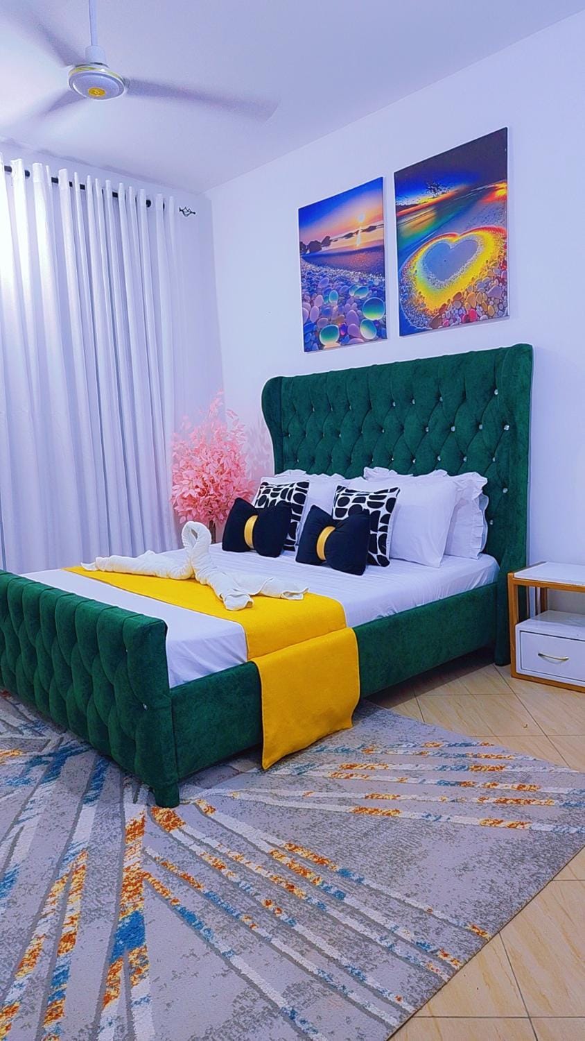 The Pearl Bnb Mombasa Bamburi with lift access Apartment in Mombasa