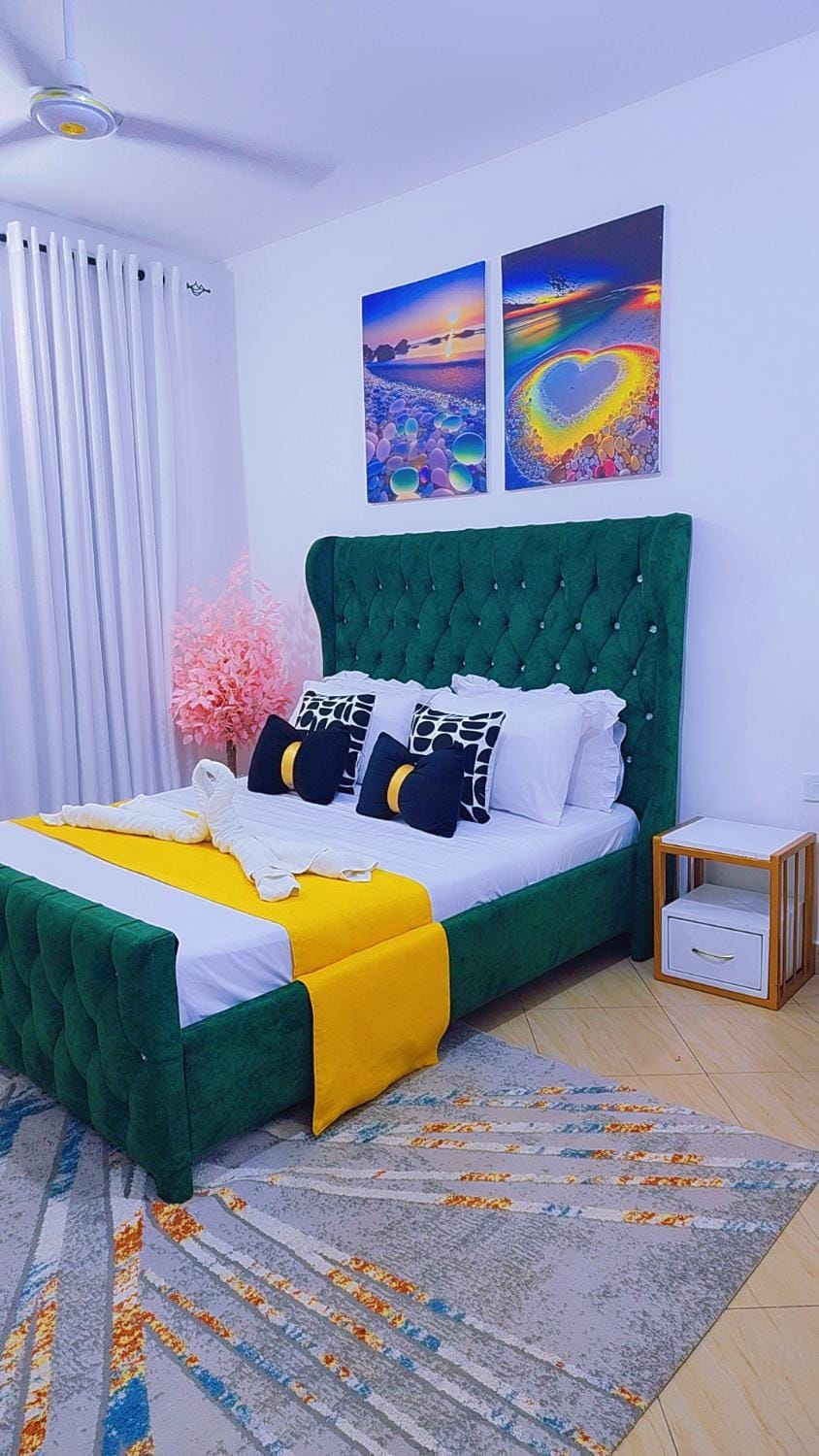 The Pearl Bnb Mombasa Bamburi with lift access Apartment in Mombasa