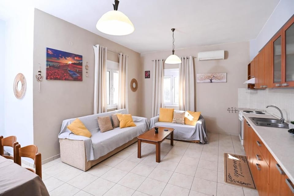 Efrosini & Ioanna Apartment Apartment in Crete