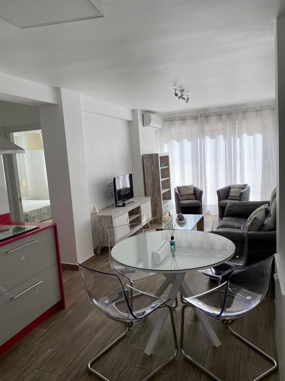 Communal lounge/ TV room