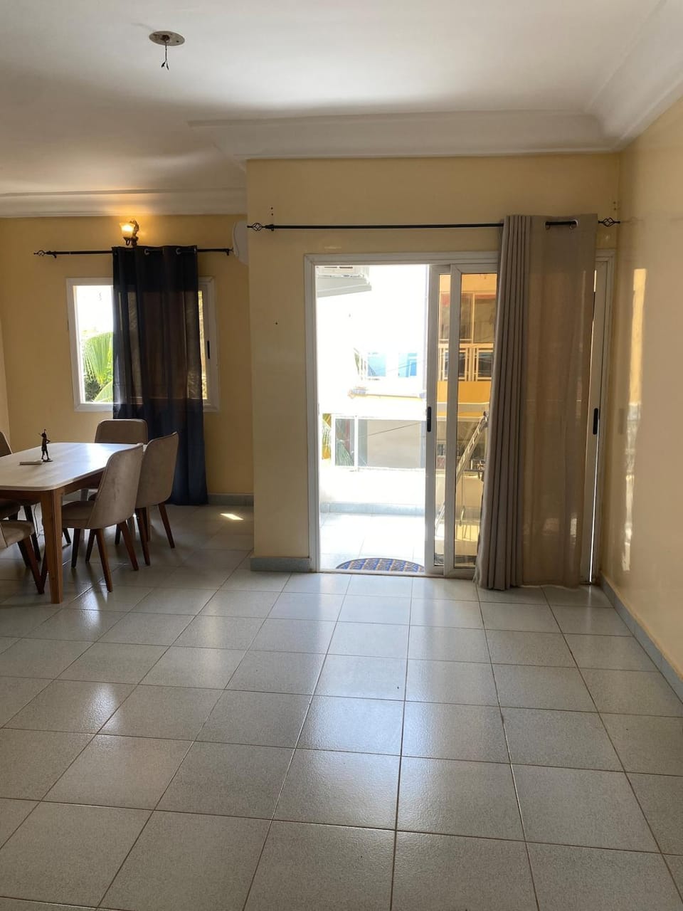 Perle d'Accueil - large bright and spacious apartment Apartment in Senegal