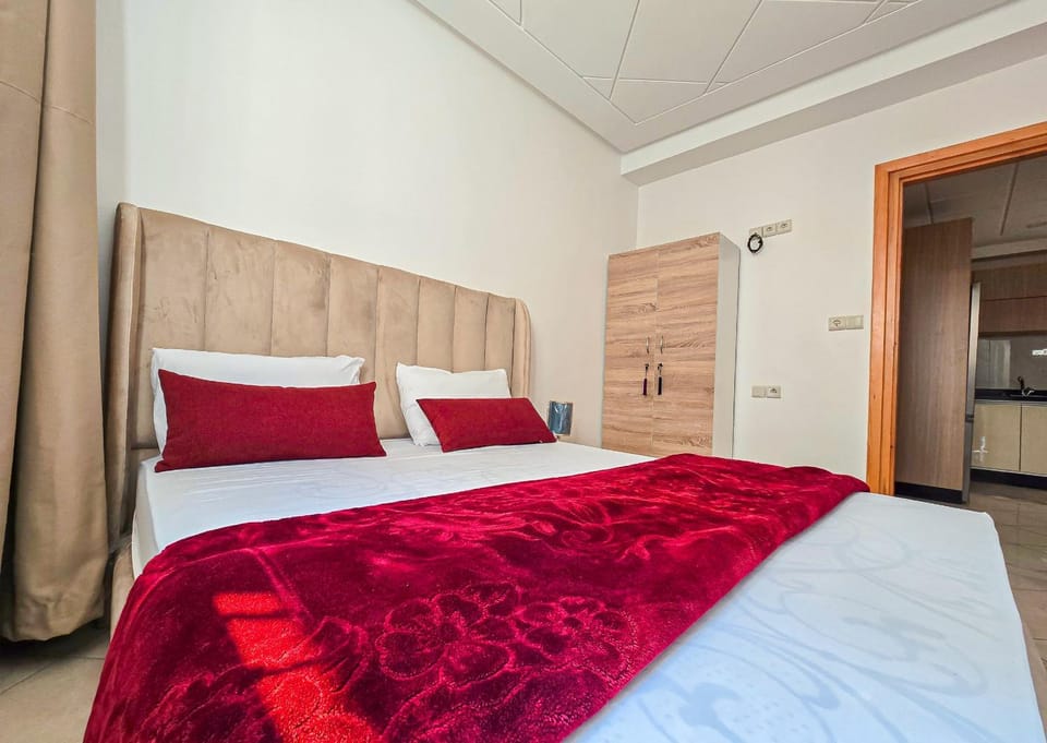 Bed, Photo of the whole room, Bedroom, wardrobe
