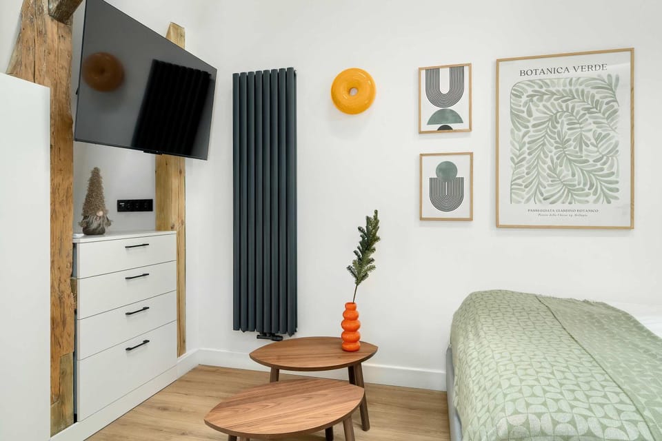 TV and multimedia, Seating area, Evening entertainment