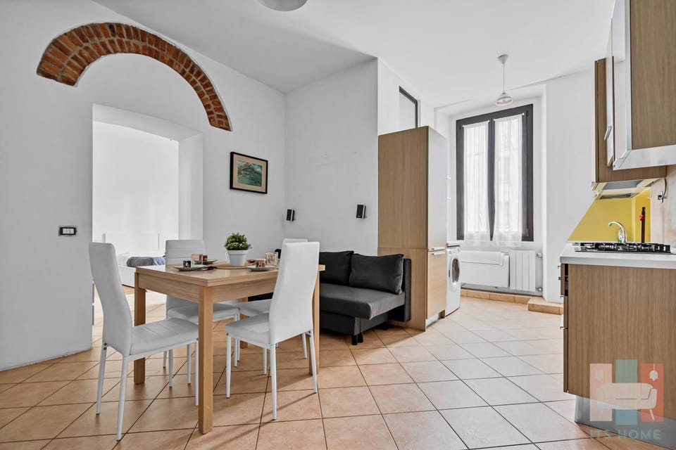 BLI39 Accogliente appartamento in zona Bocconi Apartment in Milan