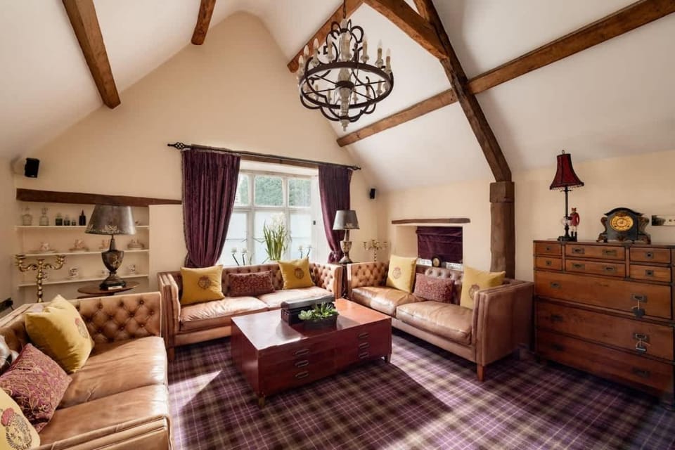 Group Stay in the heart of Bibury House in Bibury