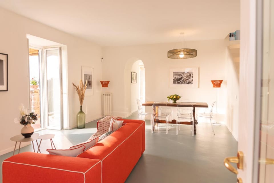 Living room, Seating area, Dining area