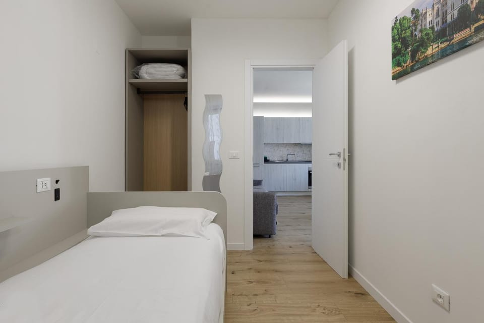 Bed, Bedroom, wardrobe