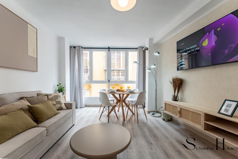 Communal lounge/ TV room, Living room