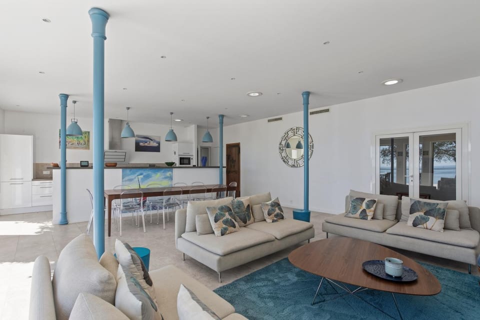 Property building, Living room