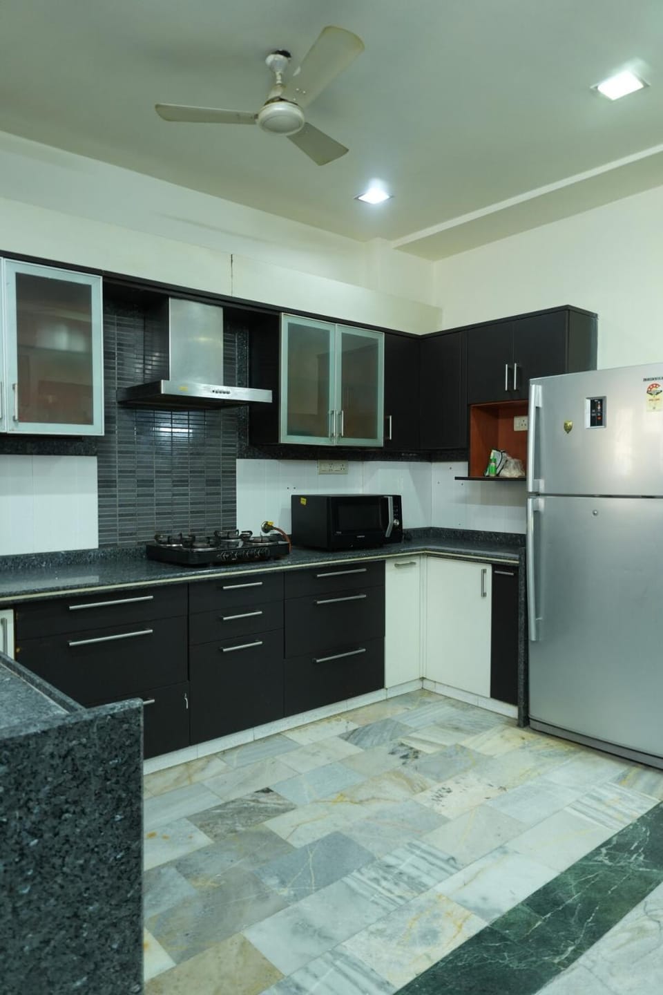 Godvan's Nest - A Spacious 2BHK Retreat Apartment in Jaipur