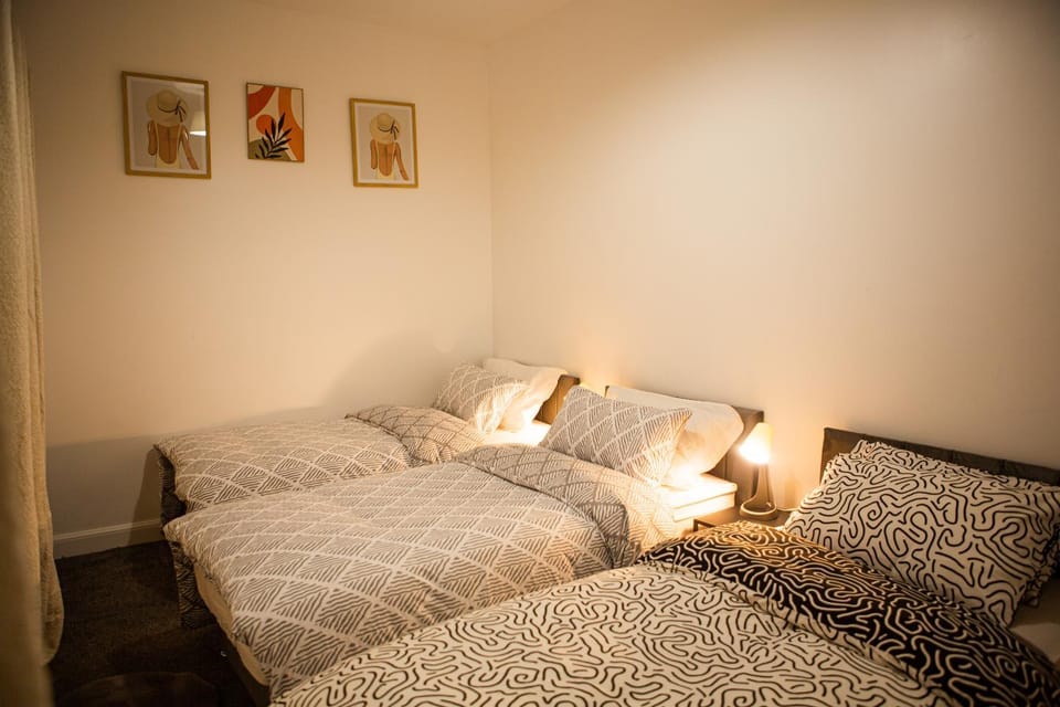 Flat 2 Aylesbury Street Apartment in Aylesbury Vale