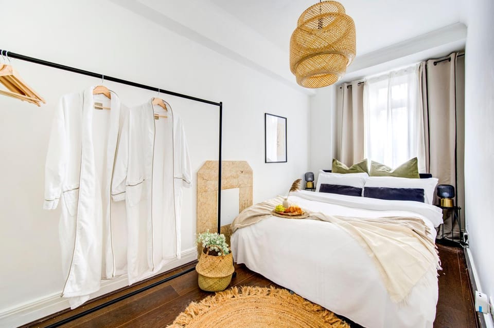 Central 5th floor flat close to Marble Arch Apartment in City of Westminster