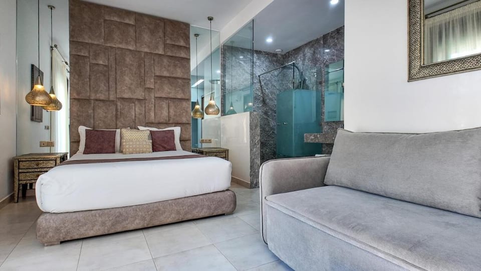 Aman Bungalow - pool, not overlooked Villa in Marrakesh